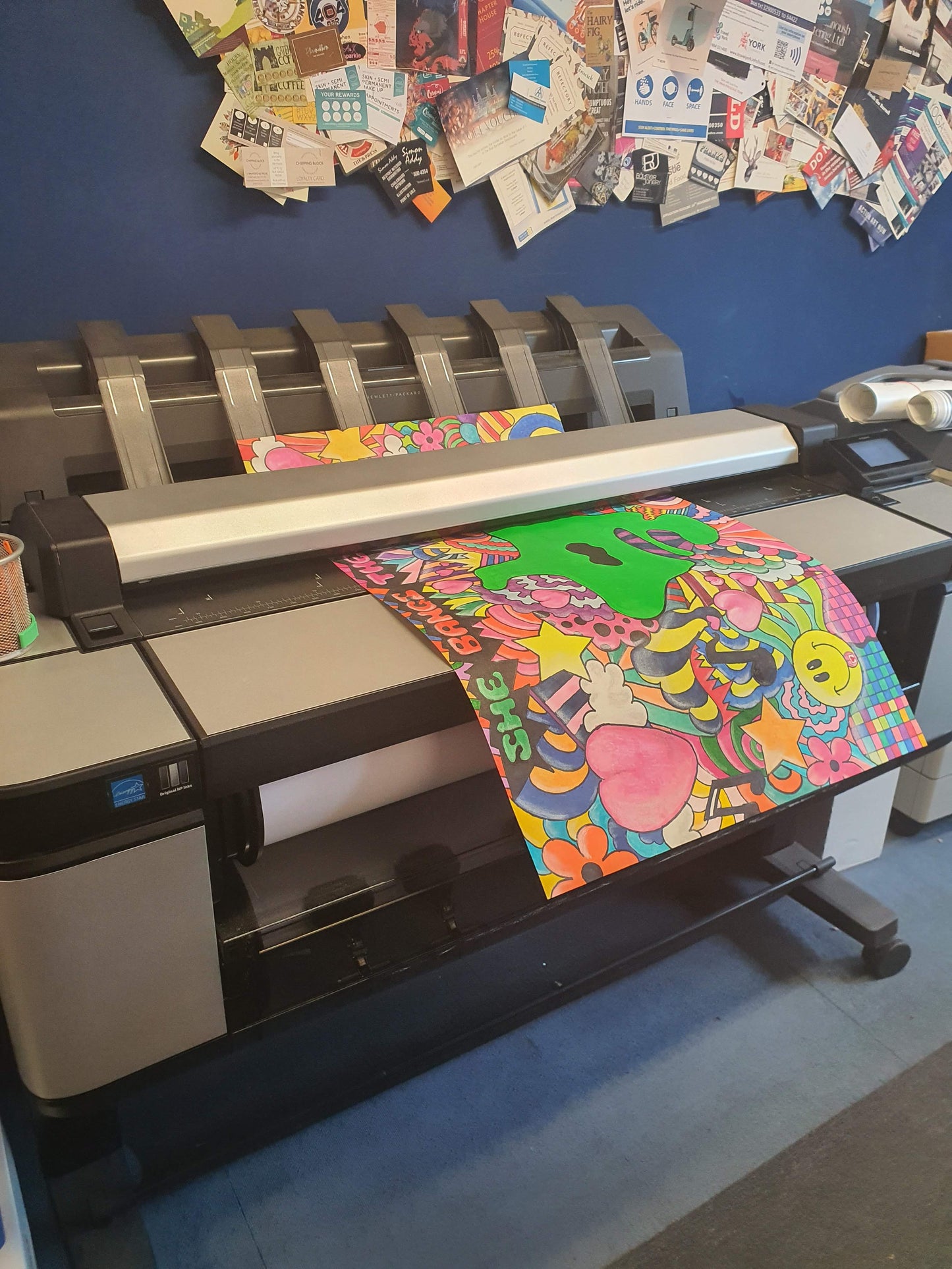 Large format scanning service