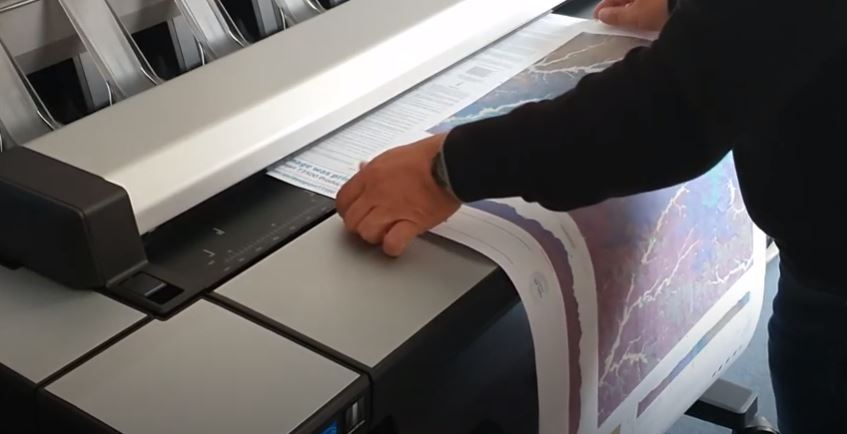Large format scanning service